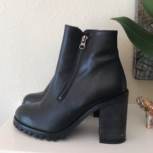 Grunge boots
